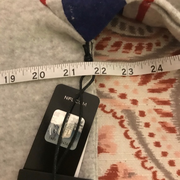 NY Giants Crew Neck Sweater - Size M - Picture 11 of 12